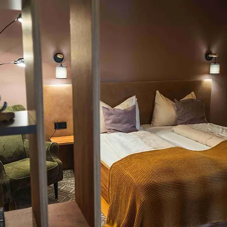 Hotel-gasthof Am Riedl Guest house