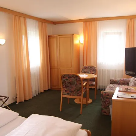 Guest house Hotel-gasthof Am Riedl 3*