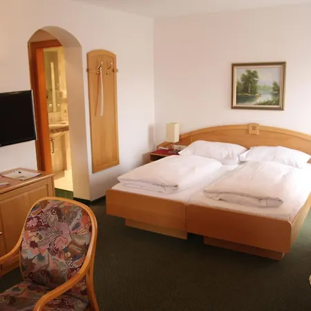Hotel-gasthof Am Riedl Guest house