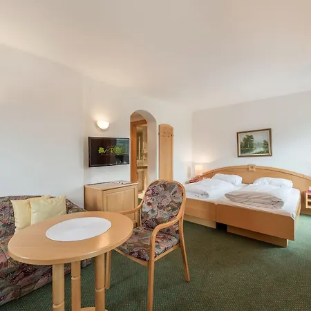 Pensión Hotel-gasthof Am Riedl 3*