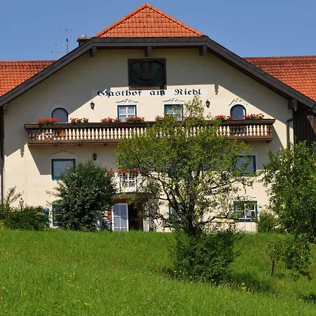 Hotel-gasthof Am Riedl Gæstehus 3*